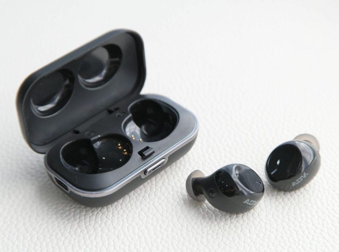 Advanced Model X Review by MusicPhotoLife