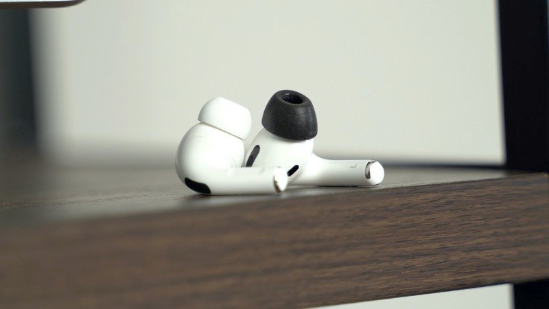 Review of Comply Eartips for AirPods Pro