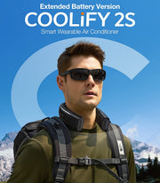 Man with TORRAS Coolify 2S on a hike