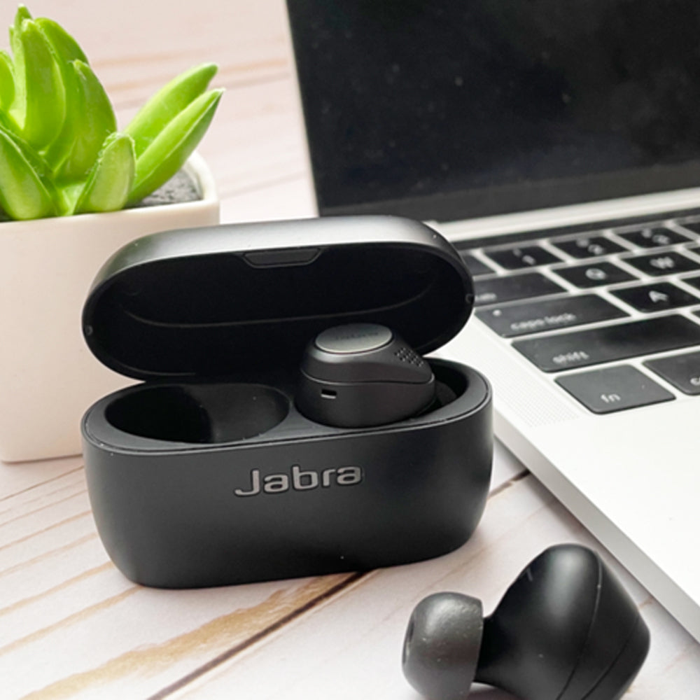 Comply TrueGrip Pro for Jabra Elite 75t / Active 75t (TW-170-A) fitted on earbud and placed in case